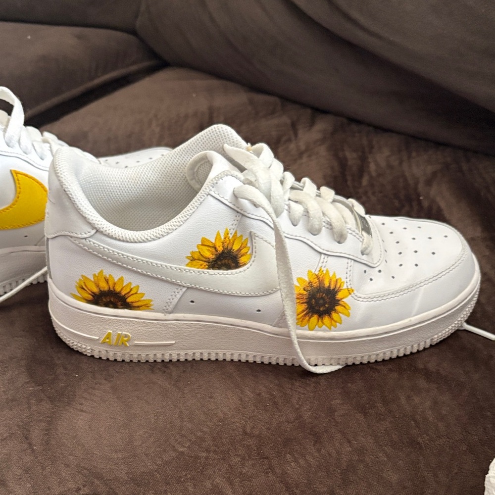 White Sunflower Women's Air Force ones
